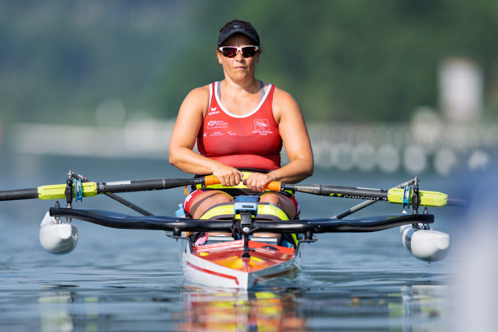 A Hot Start on the “Lake of the Gods” - Bild